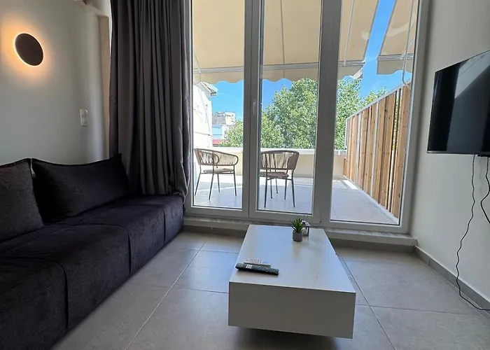 Olivia Tertseti 2 * סלוניקי